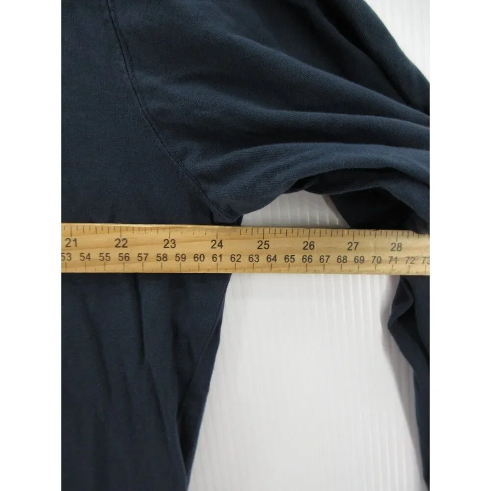 LL Bean Shirt XL Carefree Unshrinkable Pullover T Tee V-Neck Casual